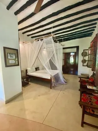Comfort Tek Büyük veya İki Ayrı Yataklı Oda