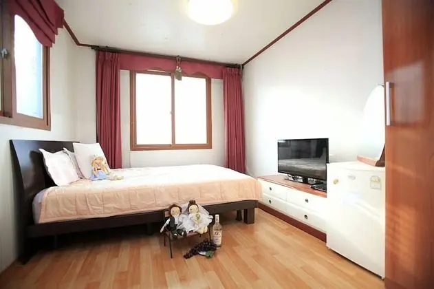 Tek Büyük Yataklı Oda (6 PY)