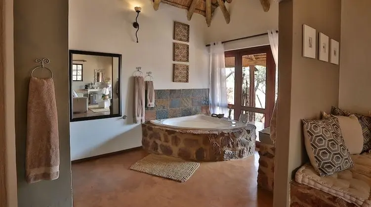 Honeymoon Süit, 1 En Büyük (King) Boy Yatak, Jakuzi, Park Manzaralı