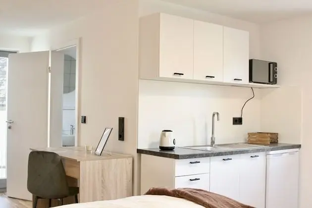 Premium Tek Büyük Yataklı Oda, Balkon, Şehir Manzaralı