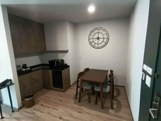 Premier Tek Büyük Yataklı Oda