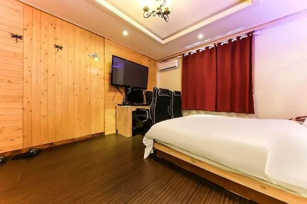 Superior Tek Büyük Yataklı Oda