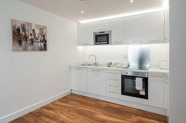 Deluxe Apart Daire, Sıcak Su Havuzu, Şehir Manzaralı (Apt 4)