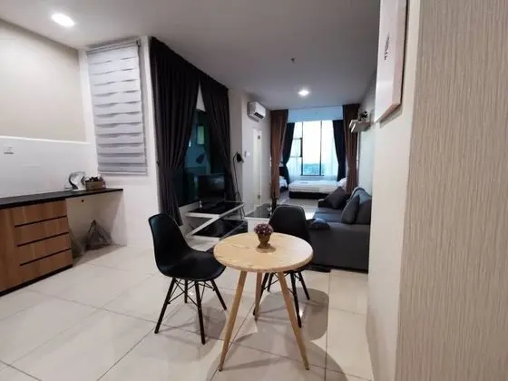 Çatı Katı (Loft) (Studio)