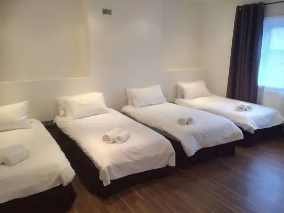 Dört Kişilik Oda, Banyolu/Duşlu