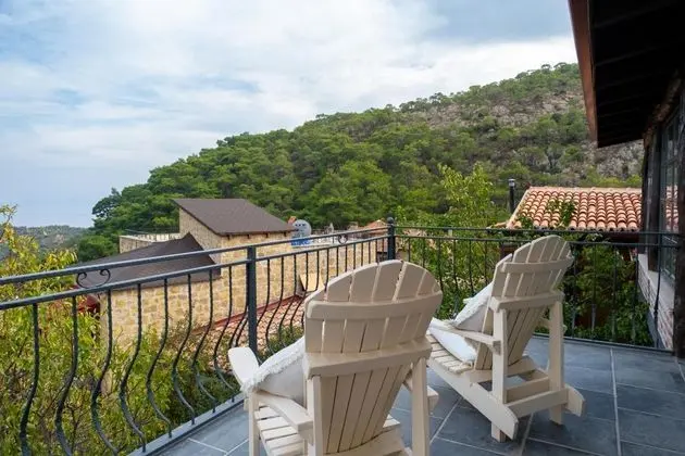 Villa Ardıç Dört Kişilik, Deniz ve Dağ Manzaralı, Şömineli Soba