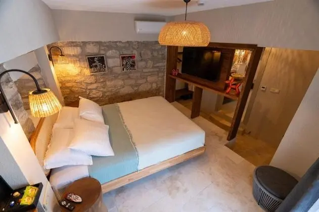 Deluxe Oda,bahçe Veya Sokak Manzaralı,küvetli