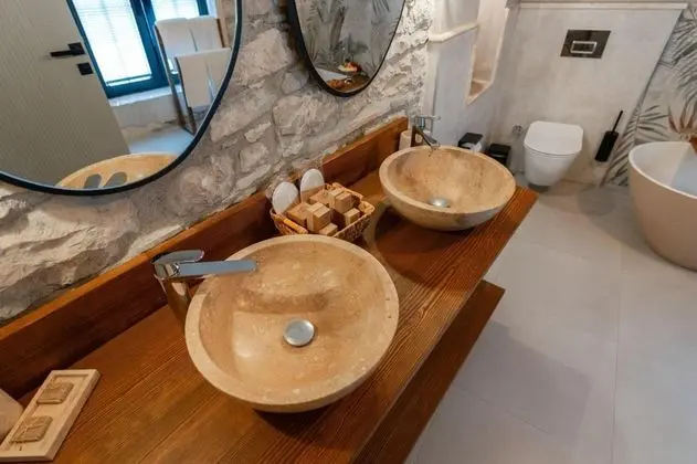 Deluxe Oda,bahçe Veya Sokak Manzaralı,küvetli