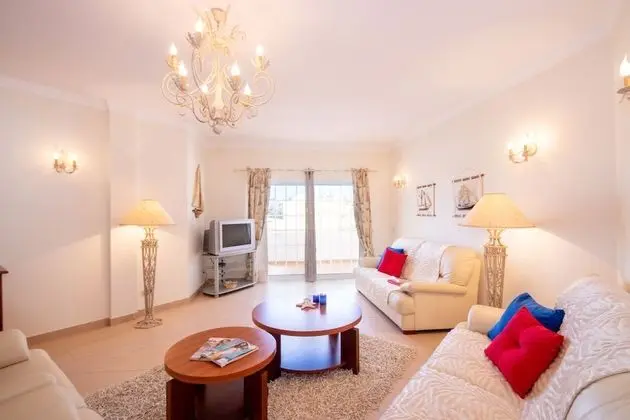 Villa, 6 Yatak Odası, Kişiye Özel Havuzlu, Havuz Manzaralı