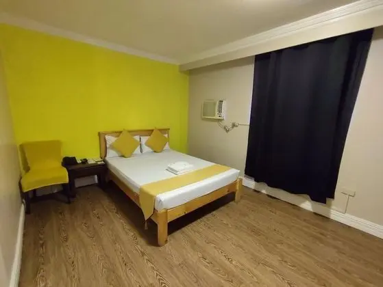 Standard Tek Büyük Yataklı Oda