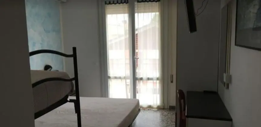 Üç Kişilik Oda, Balkon