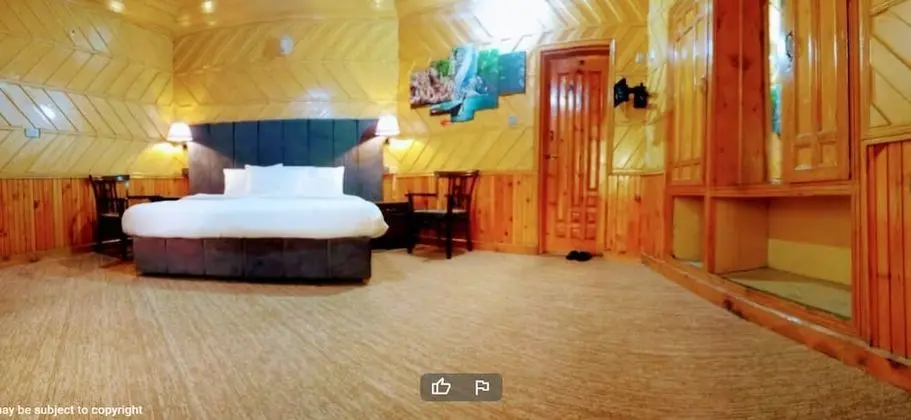 Deluxe Tek Büyük Yataklı Oda