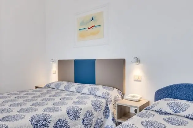 Comfort Dört Kişilik Oda, Deniz Manzaralı