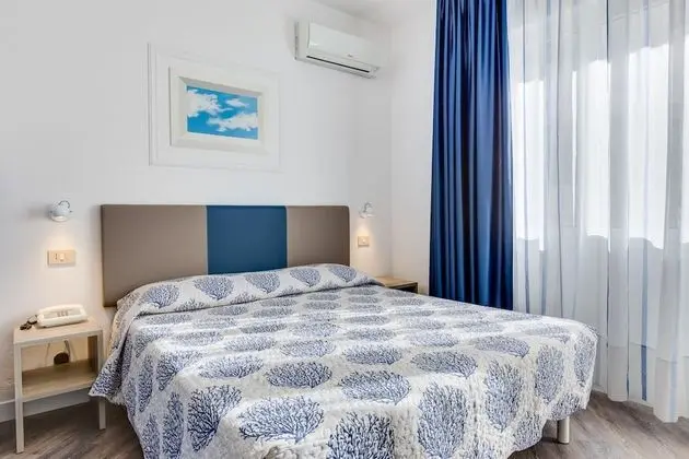 Standard Tek Büyük Yataklı Oda, Şehir Manzaralı