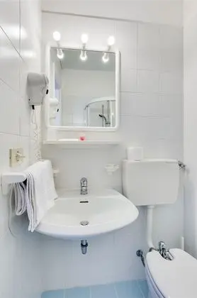 Standard Tek Büyük Yataklı Oda, Şehir Manzaralı