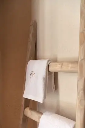 Junior Stüdyo Süit, Havuz Manzaralı