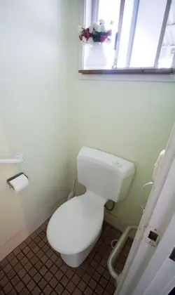 Ev, 2 Yatak Odası, 2 Banyolu (2-Bedroom House plus Caravan sleeps 2)