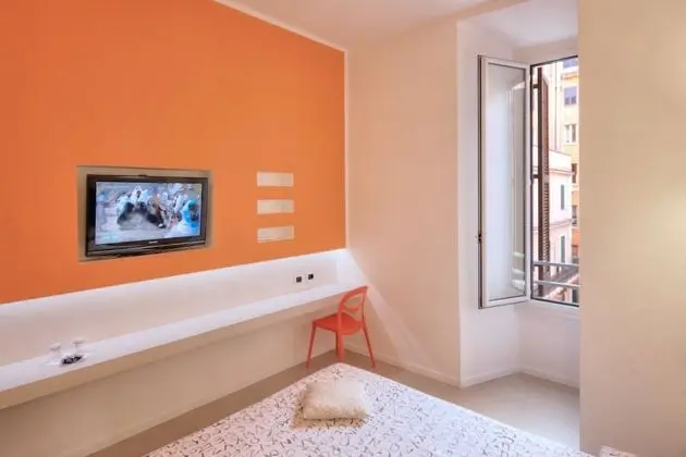 Tek Büyük veya İki Ayrı Yataklı Oda