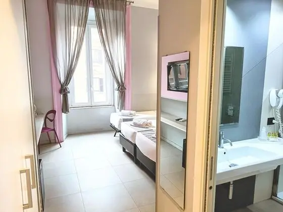 Tek Büyük Yataklı Oda (with Extra-bed)