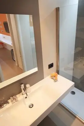 Tek Büyük Yataklı Oda (with Extra-bed)