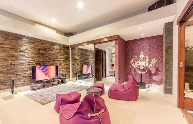 Villa (Whole)