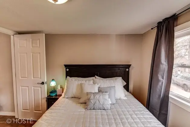 Ev (2 Bedrooms)