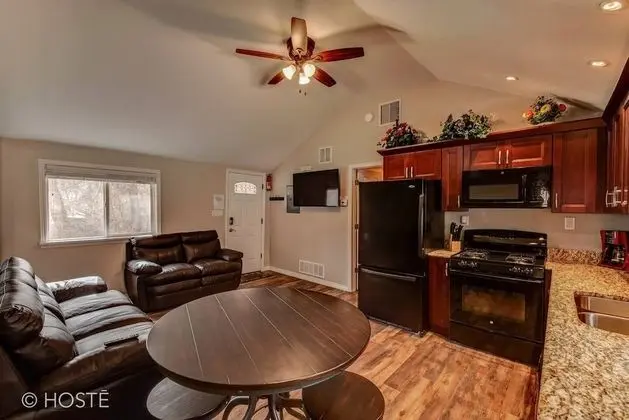 Ev (2 Bedrooms)