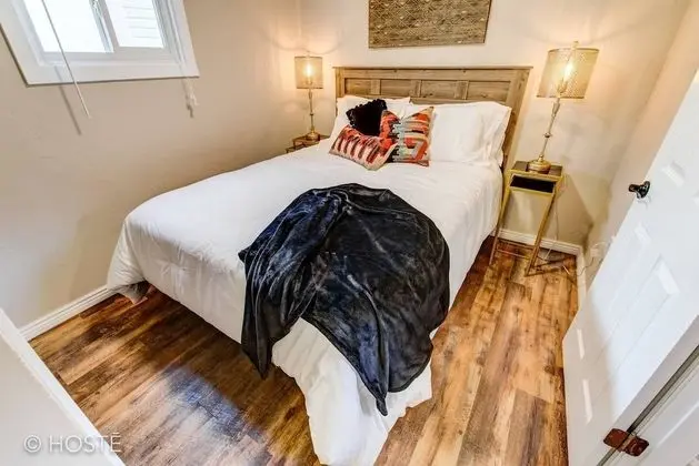Ev (1 Bedroom)