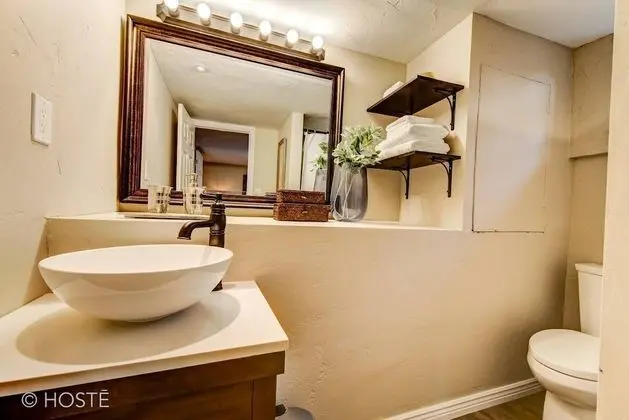 Ev (1 Bedroom)