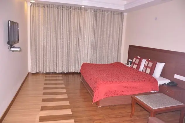 Deluxe Tek Büyük Yataklı Oda, Vadi Manzaralı