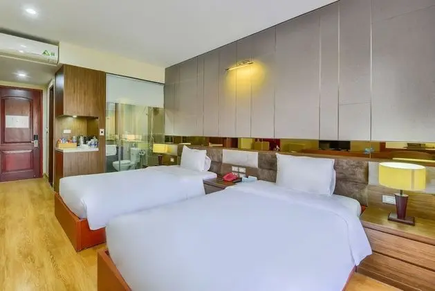 Deluxe Büyük Yataklı Tek Kişilik Oda, Havuz Manzaralı