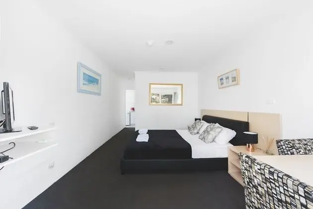Deluxe Süit, 1 Büyük (Queen) Boy Yatak, Balkon, Kısmi Deniz Manzarası