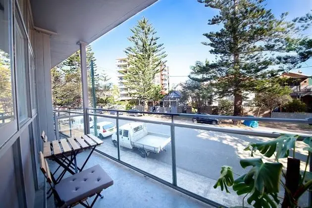 Deluxe Süit, 1 Büyük (Queen) Boy Yatak, Balkon, Kısmi Deniz Manzarası