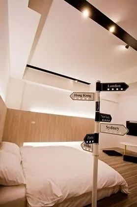 Standard Tek Büyük Yataklı Oda (Minimalist)