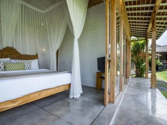 Superior Villa