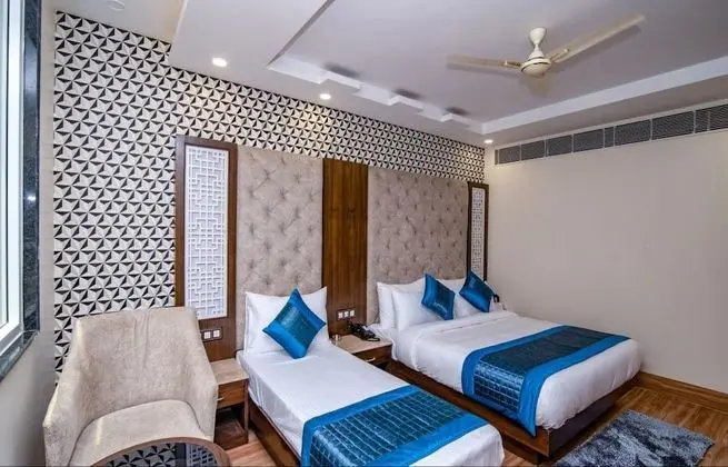 Deluxe Üç Kişilik Oda