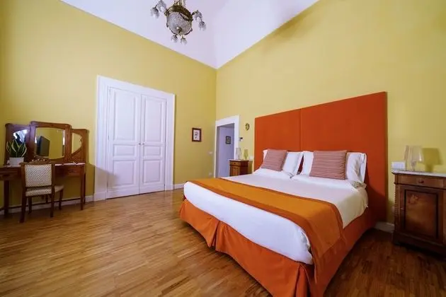 Deluxe Tek Büyük veya İki Ayrı Yataklı Oda, Balkon