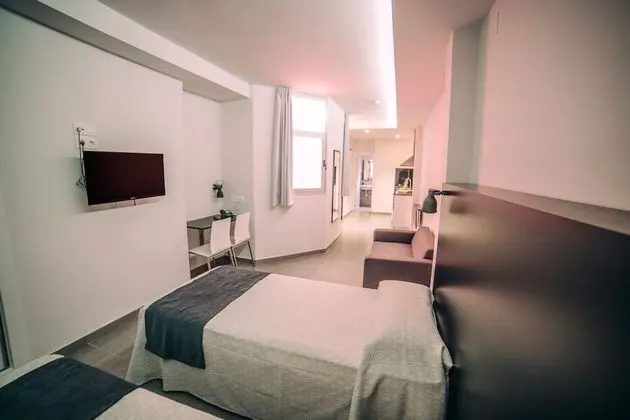 Stüdyo (Interior)