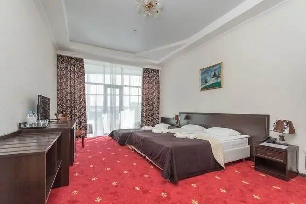 Comfort Tek Büyük veya İki Ayrı Yataklı Oda