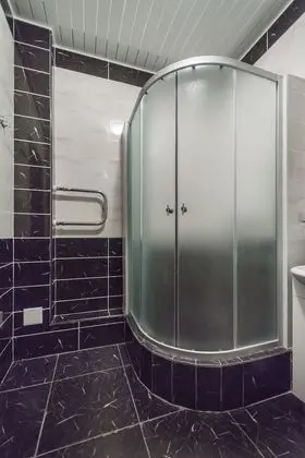 Comfort Tek Büyük veya İki Ayrı Yataklı Oda