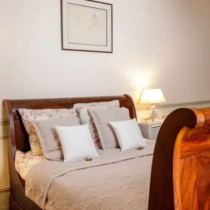 Standard Tek Büyük Yataklı Oda