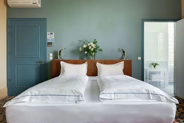 Tek Büyük Yataklı Oda