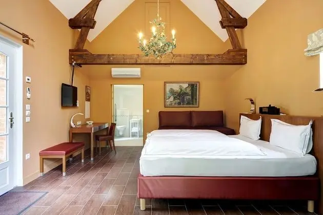 Tek Büyük Yataklı Oda