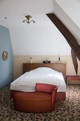 Tek Büyük Yataklı Oda