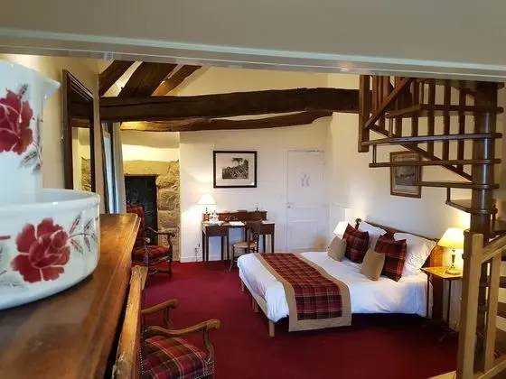 Üç Kişilik Oda (mezzanine 1er étage N°1)