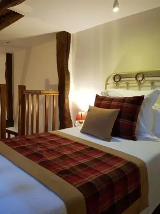 Üç Kişilik Oda (mezzanine 1er étage N°1)