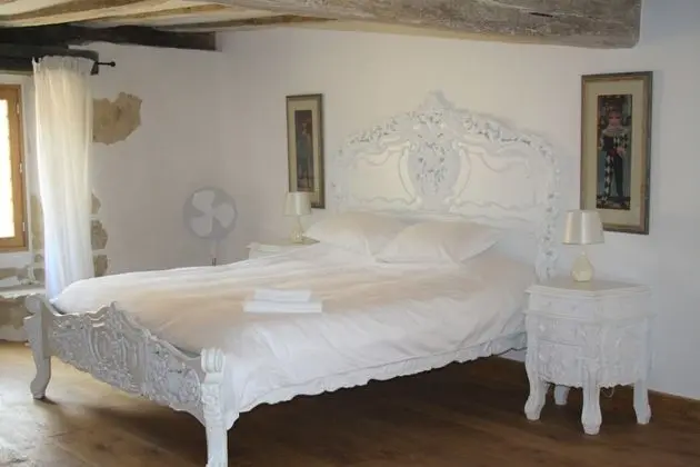 Signature Tek Büyük Yataklı Oda, 1 En Büyük (King) Boy Yatak (St Hilaire Laura's)