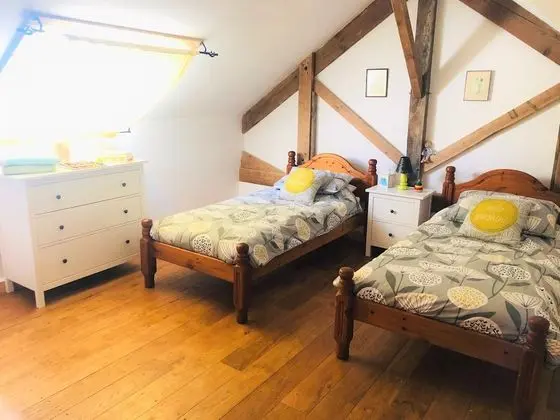 Superior Süit, Banyolu/Duşlu, Avlu Manzaralı (Max 2 adults + 2 children)