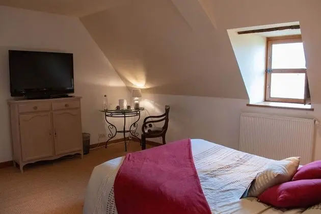 Tek Büyük Yataklı Oda (2)