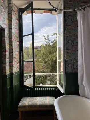 Deluxe Tek Büyük Yataklı Oda, 1 Büyük (Queen) Boy Yatak, Bahçe Manzaralı (Trianon)